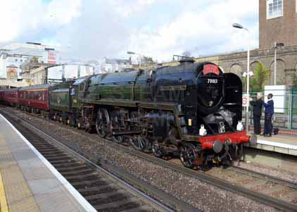 Purchase photo of 70013 OLIVER CROMWELL at London - West Brompton